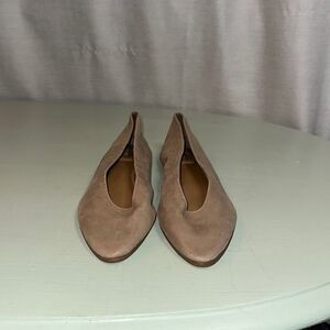 CROWN VINTAGE POINTED TELIAN FLATS (SIZE